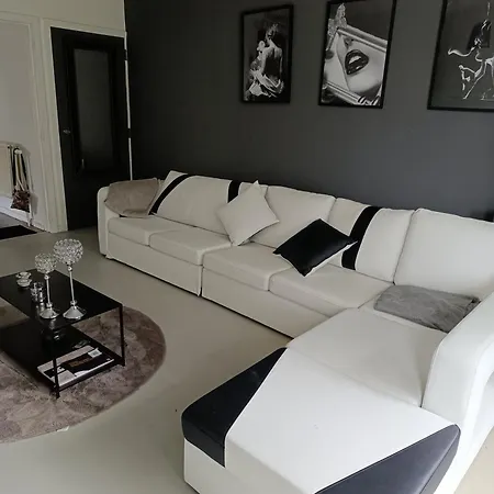 Bed & Breakfast Lonzee Gembloers