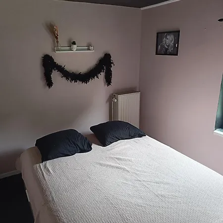 Panzió Lonzee Gembloux